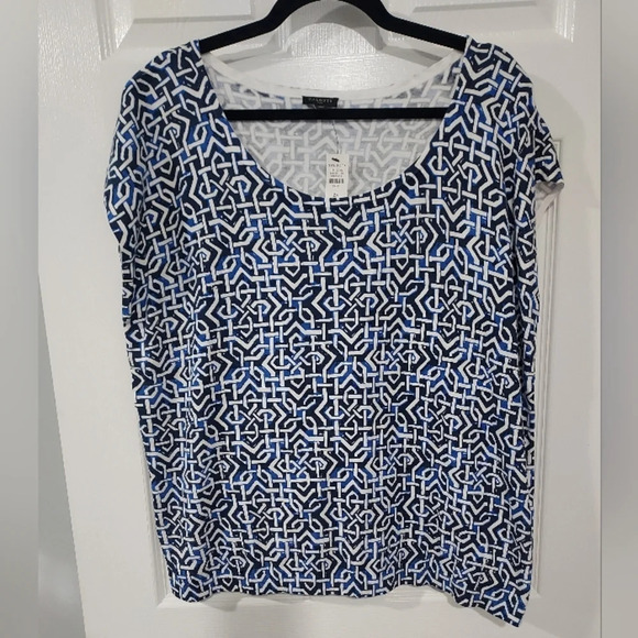 NWT Talbots Plus Blue and White Pattern Light Weight Sweater Cap Sleeves Size 2X - Picture 1 of 8